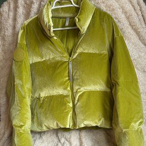 Fabletics Wander Velour Cropped Puffer Jacket Women's Neon Green, Size L